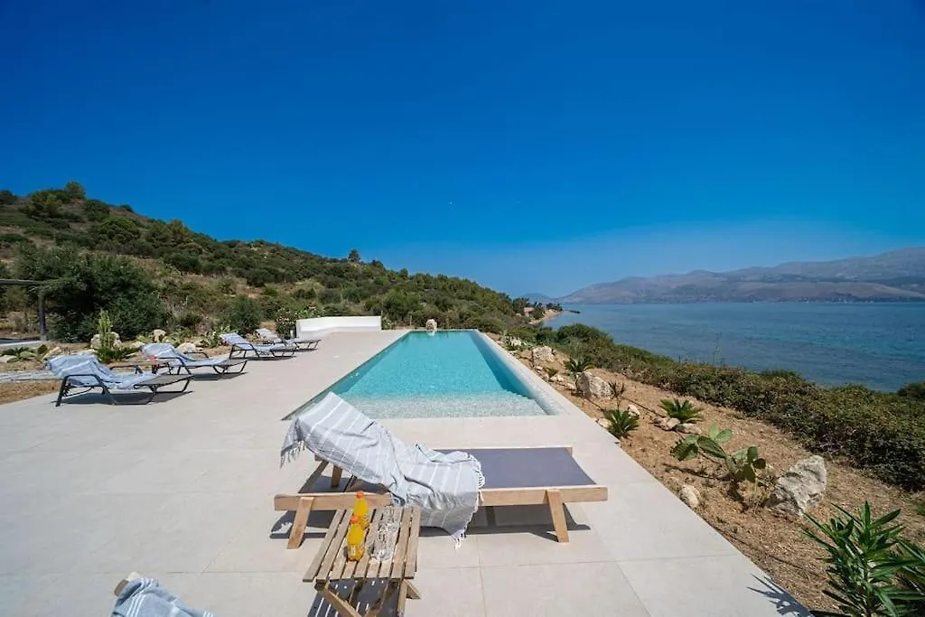 Villa Aionia In Lepeda Lixúri